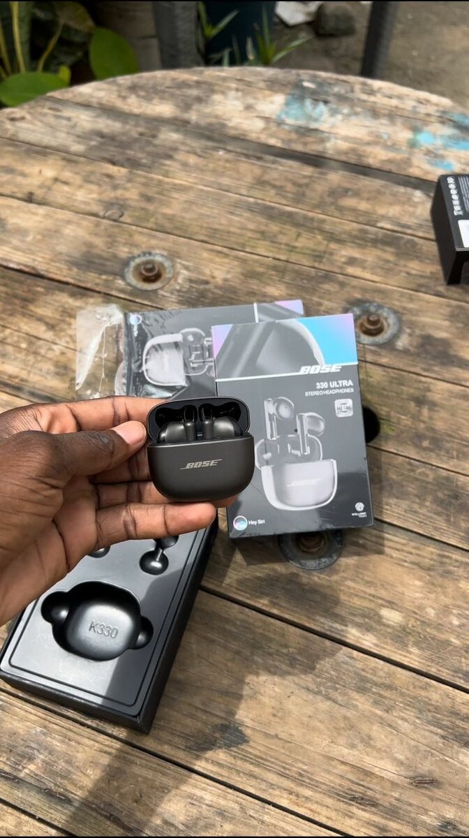 Écouteurs Bose 330 Ultra Sans Fil