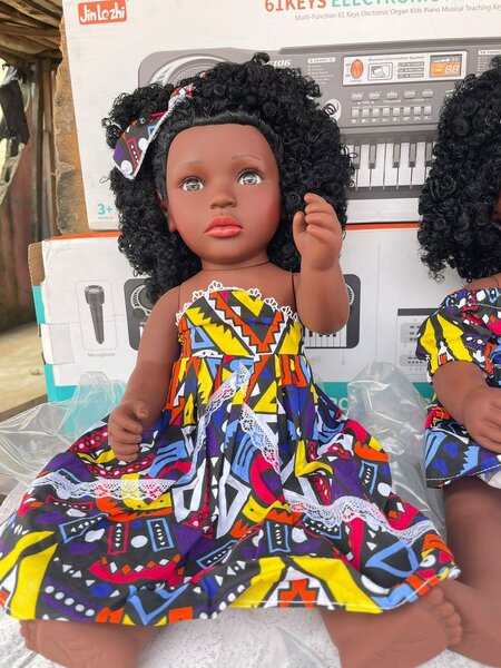 Poupée en tissu africain chic