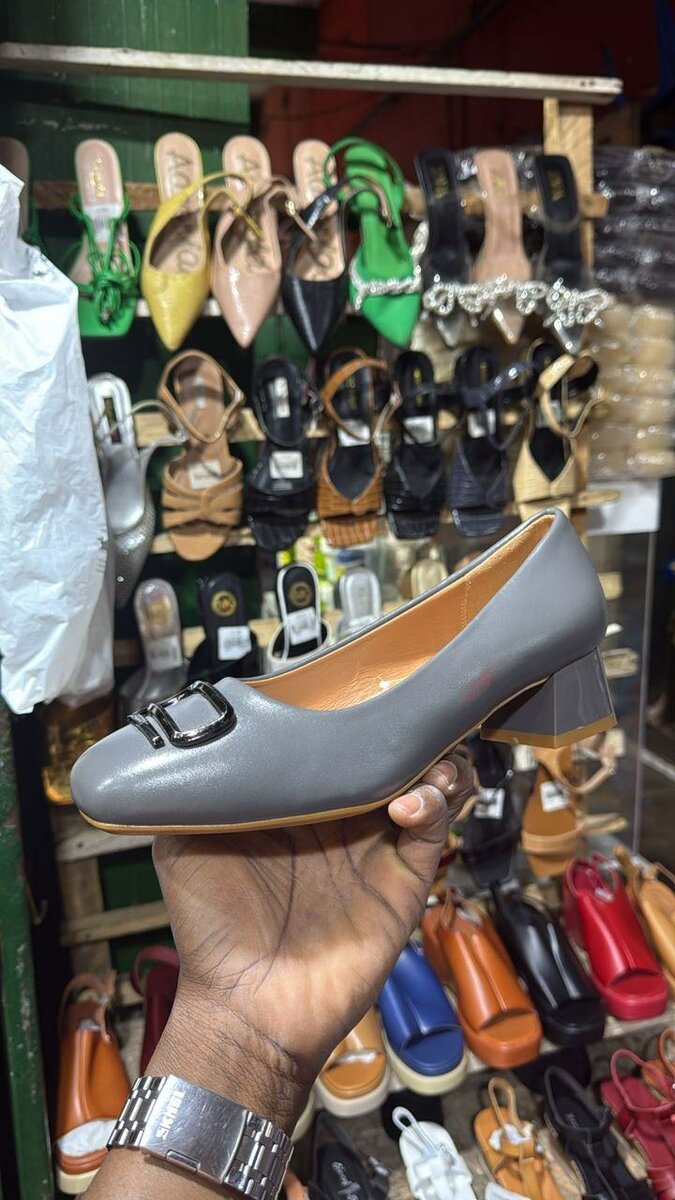 Chaussures à talons carrés élégantes