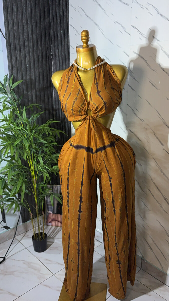 Combinaison dos nu élégante