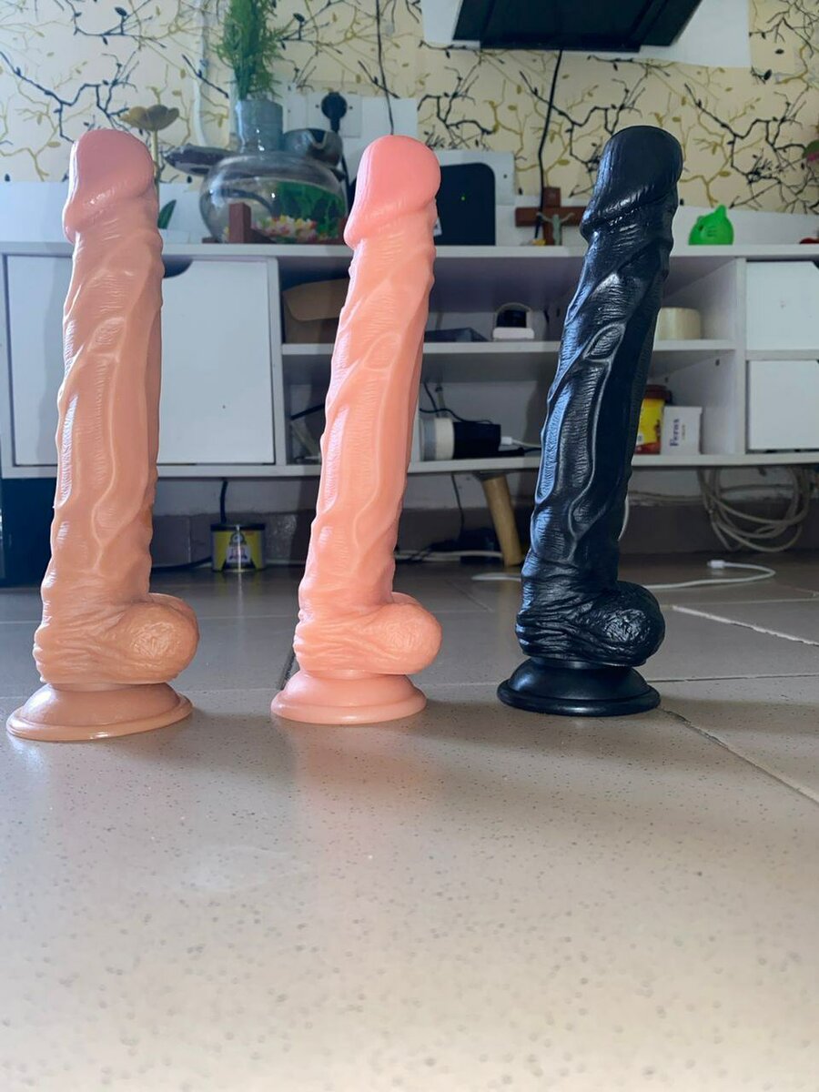 Dildo réaliste en silicone
