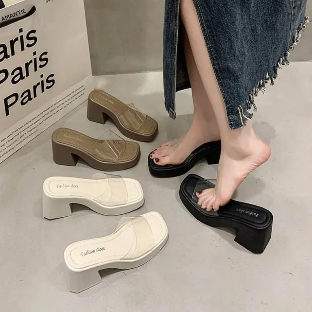 Sandales compensées