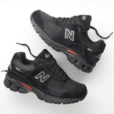 Baskets Homme New Balance Noires