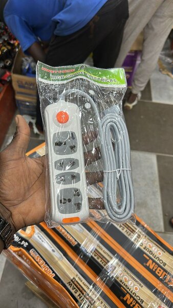 Multiprise électrique sécurisée