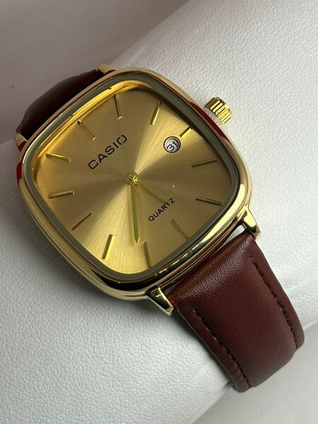 Montre Casio Quartz élégante