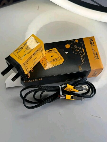 Big Chief Multipurpose Fast Charger