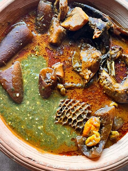 Placali sauce graine