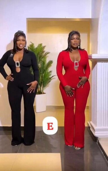 Combinaison moulante élégante