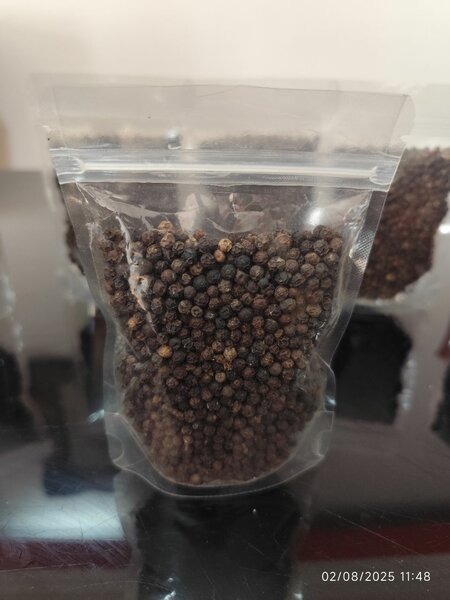 Poivre noir en grains