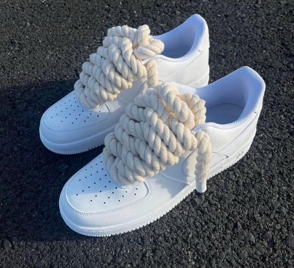 AIR FORCE ONE BIG LACETS