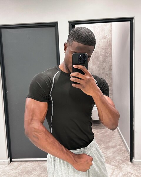 T-shirt compression pour fitness