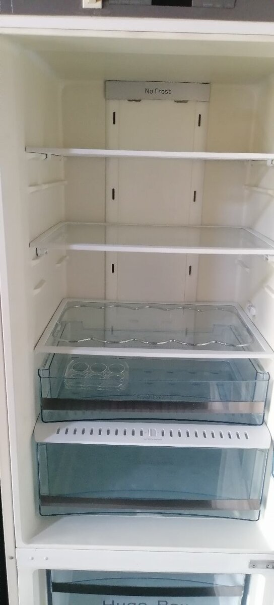 Chest refrigerator and freezer