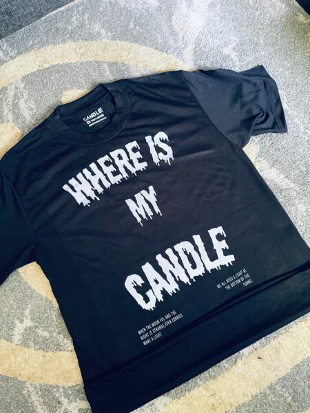 T-shirt noir "Where is My Candle"