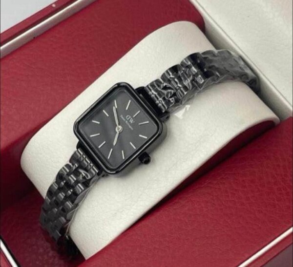 Montre Femme Élégante