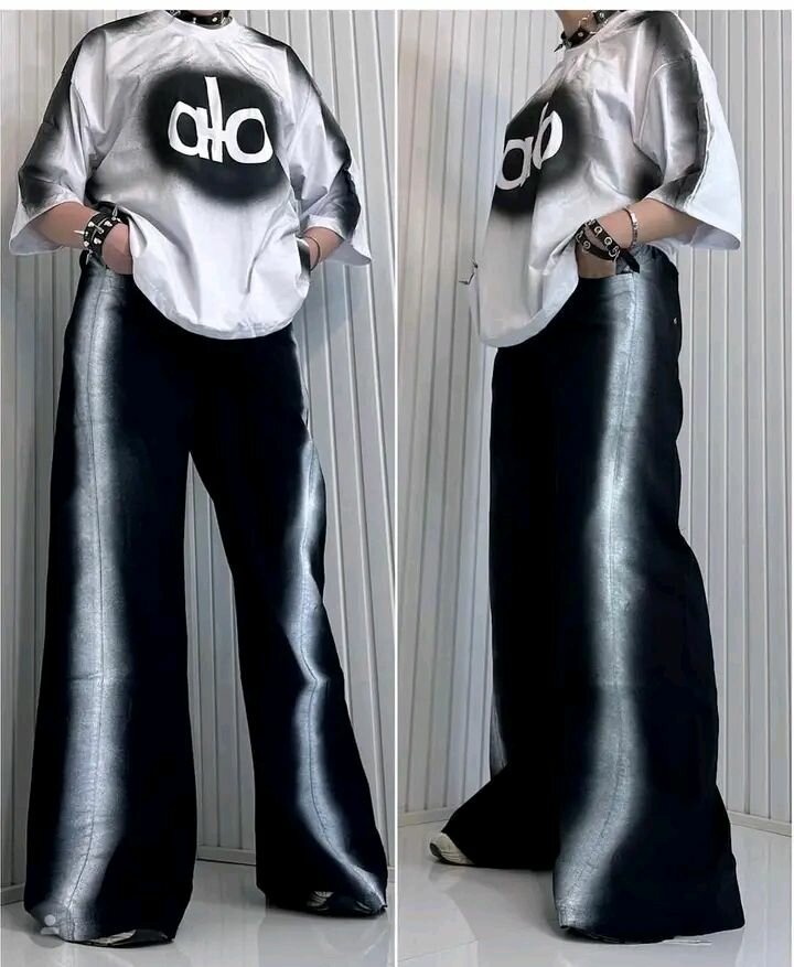 T-shirt oversize graffiti