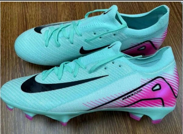 CRAMPON NIKE
