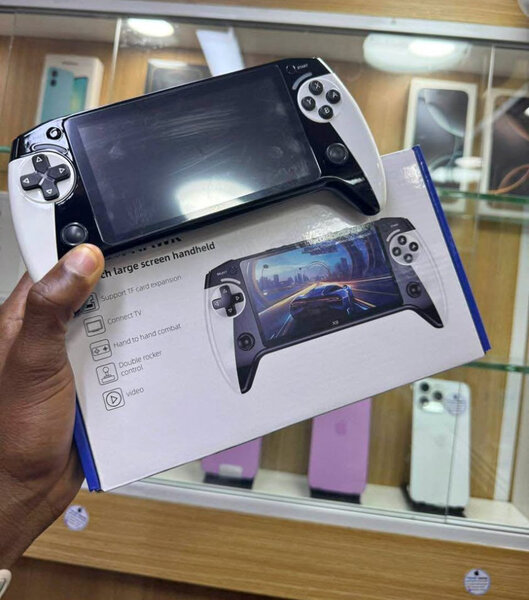 Console portative 5.5 pouces