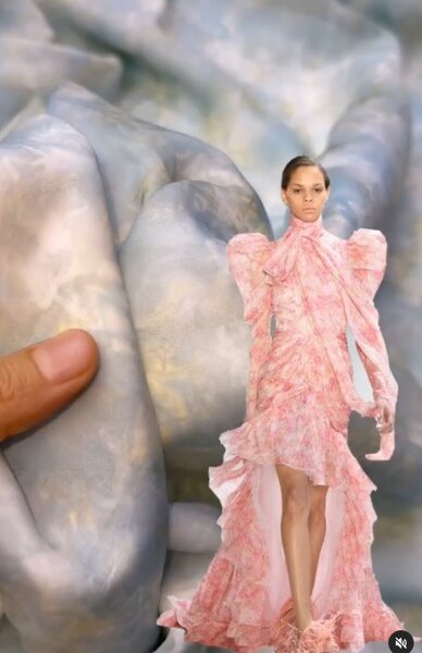 Красивая лёгкая ткань Тенсель батист с узором для пошива одежды