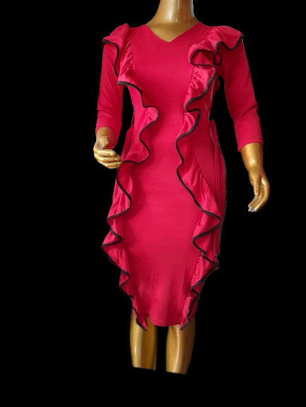 Robe rouge élégante à volants