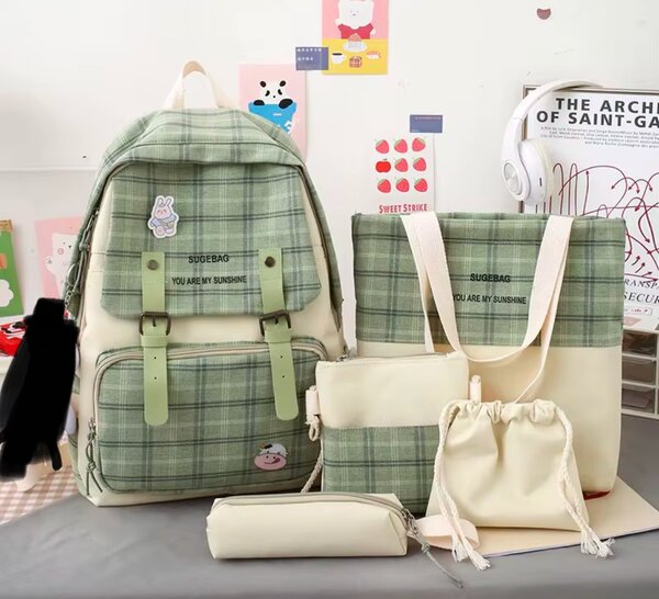 Set de sacs à dos et accessoires tendance