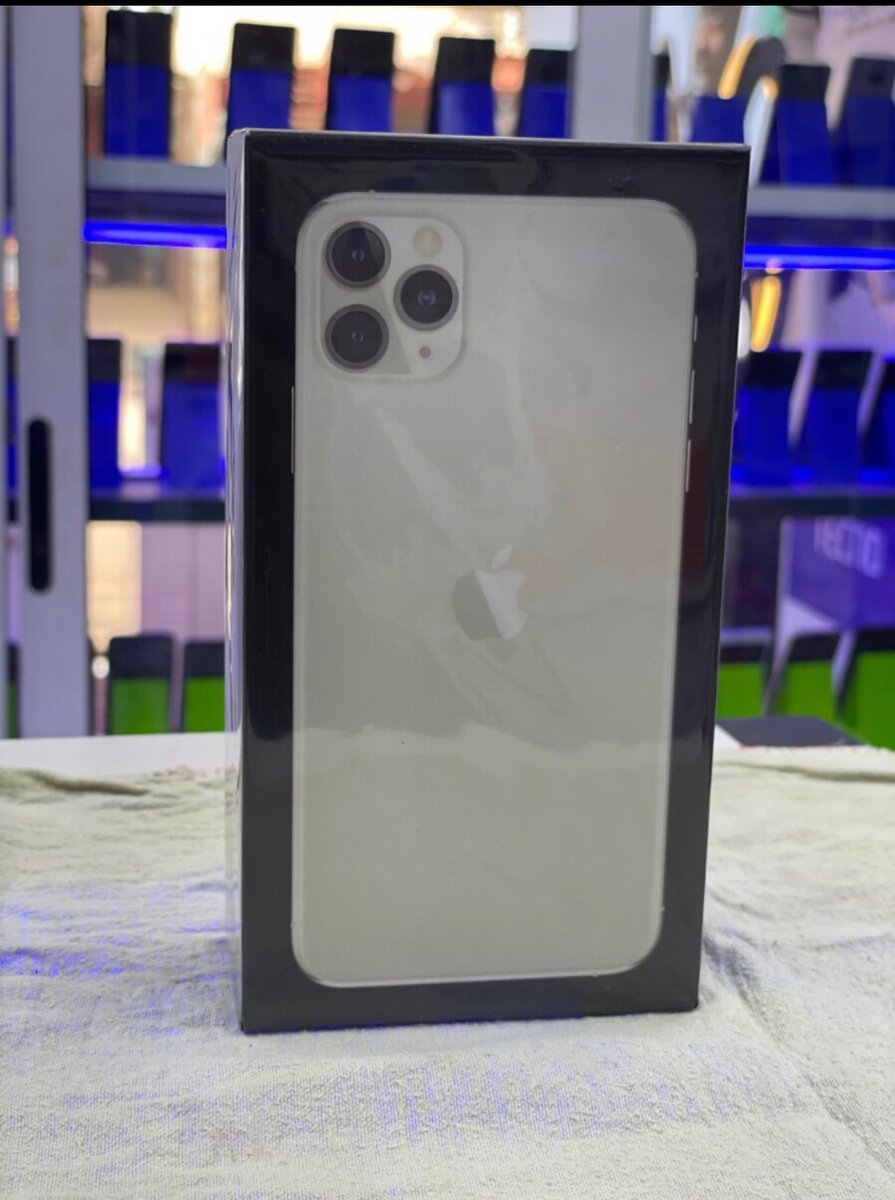 iPhone 11 Pro Max,64gig and 256gig