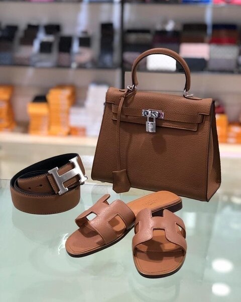 Sac et sandales assortis