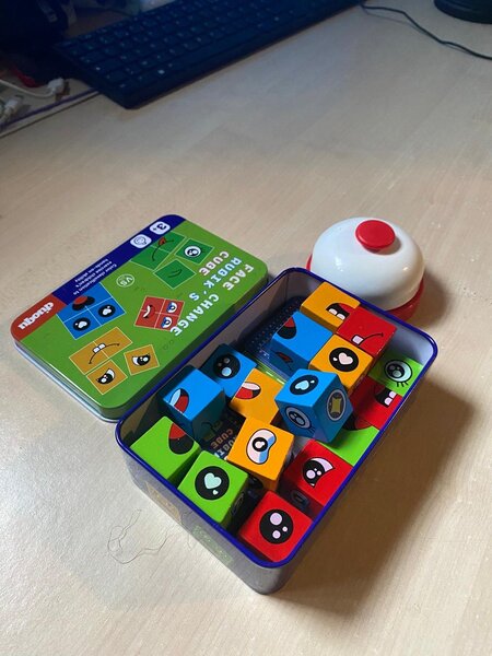 Jeu de société Face à Face