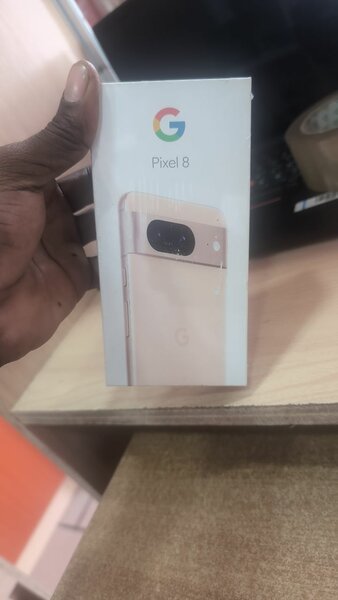 Google Pixel 8 Smartphone