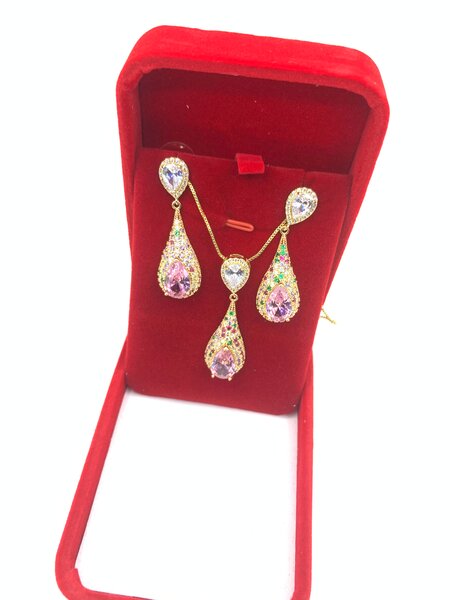 Ensemble bijoux or plaqué