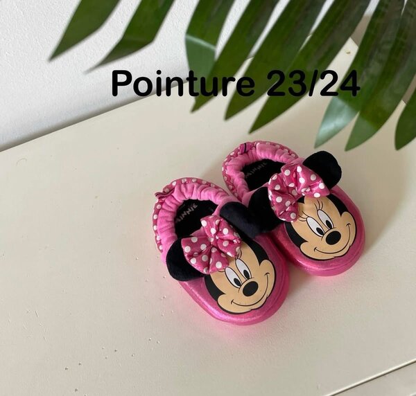 Chaussons bébé Minnie roses