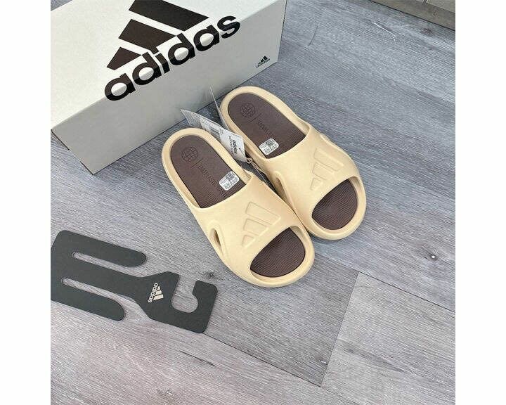 Adidas Adicane slide