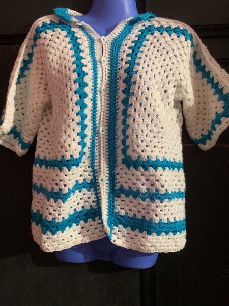 Cardigan en crochet vintage