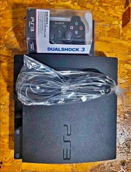 Console PS3 Sony avec manette Dualshock 3