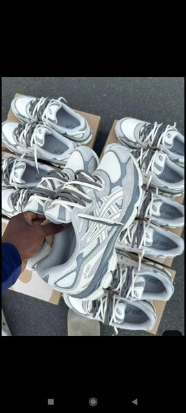 Sneakers légères pour hommes