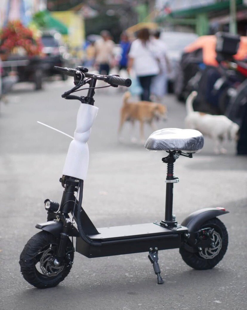 Trottinette électrique avec siège
