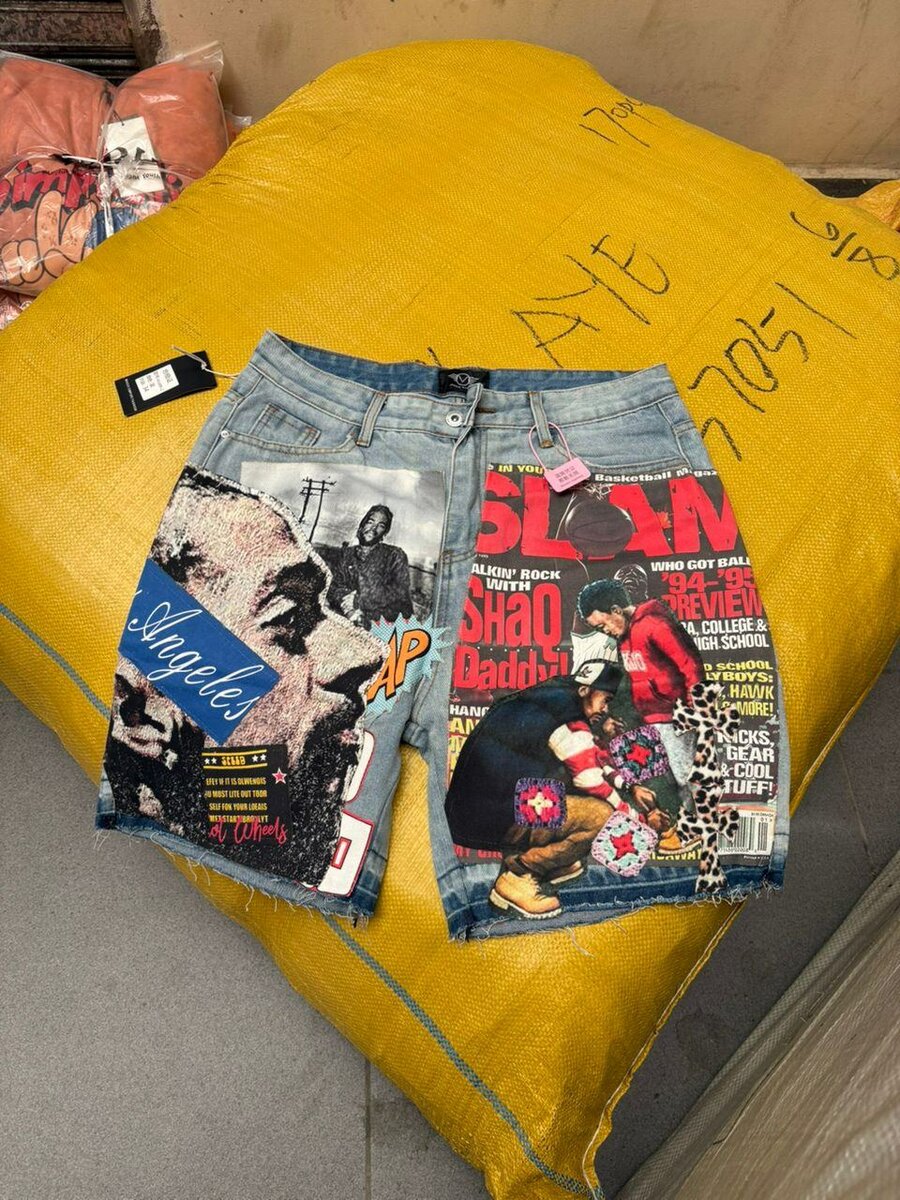 Shorts en denim imprimés tendance