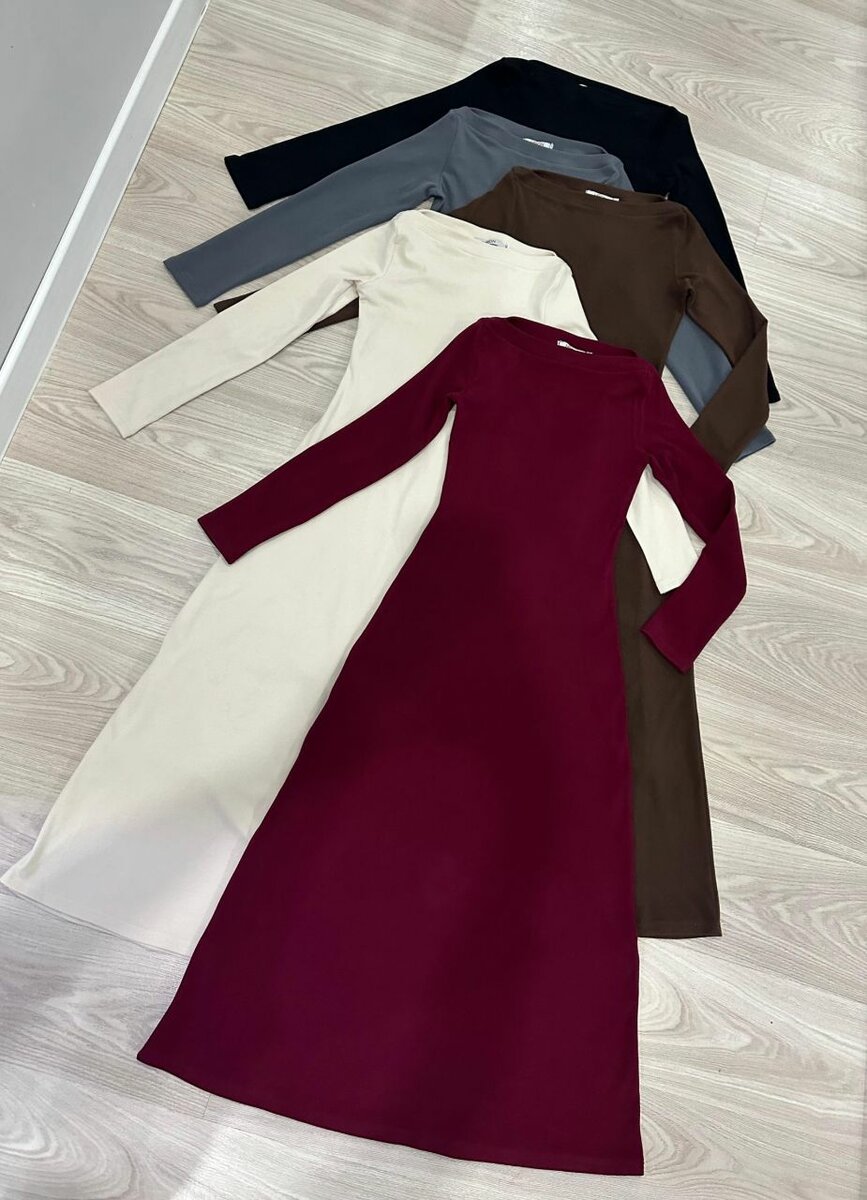 Платье из ткани корейского кашемира в размерах 42 44 46 48