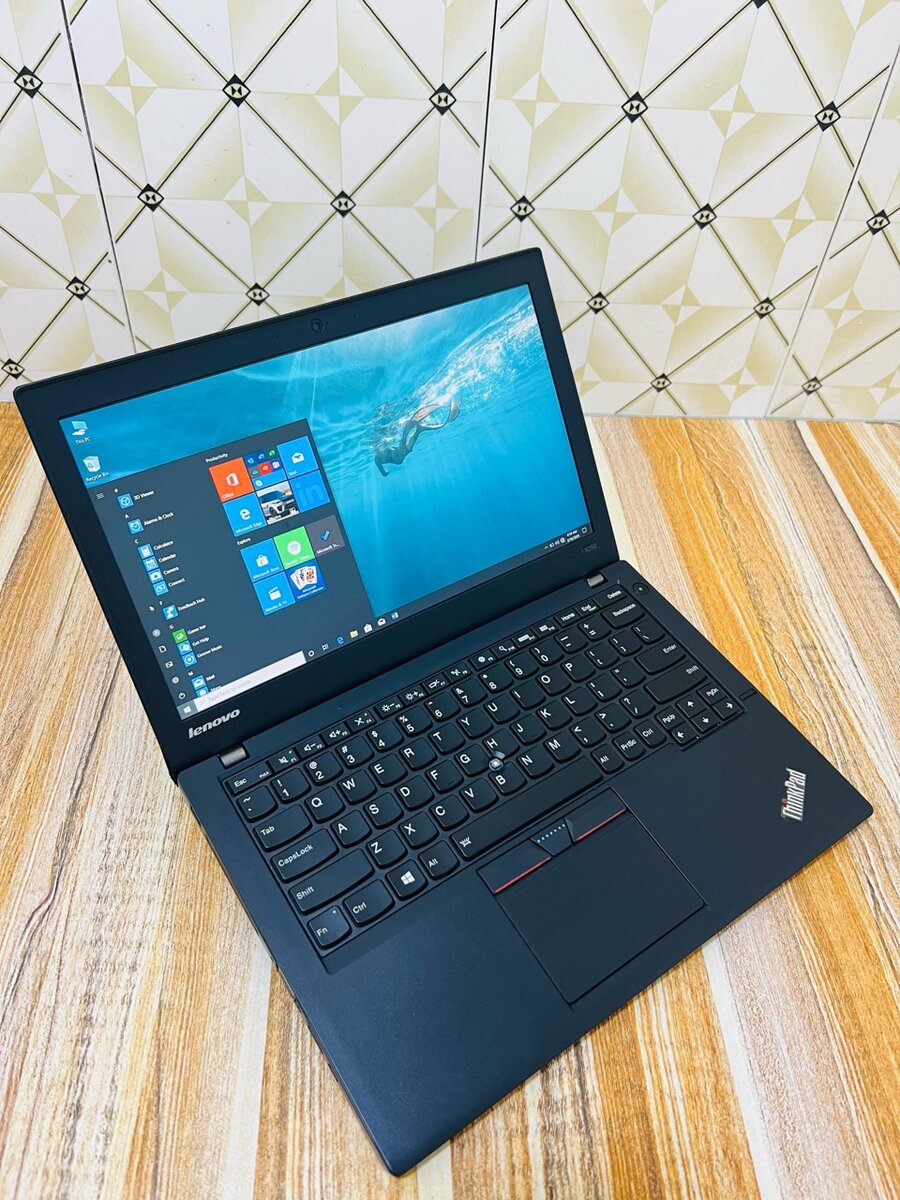 *LENOVO THINKPAD X250* Homeuse