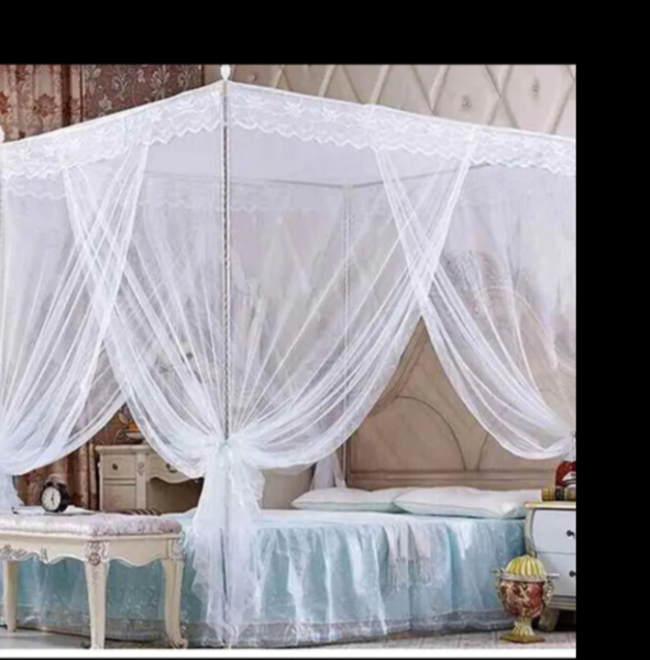 Double bed with canopy