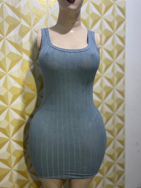 Robe moulante femme élégante