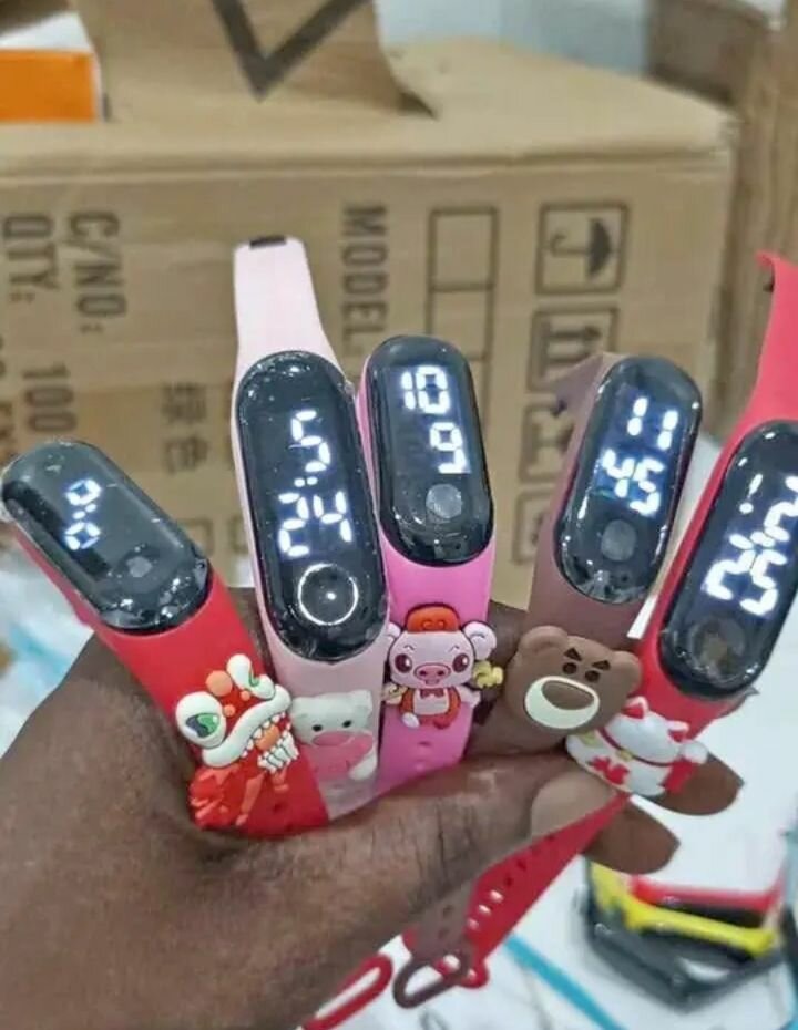 Montres LED Enfant Colorées