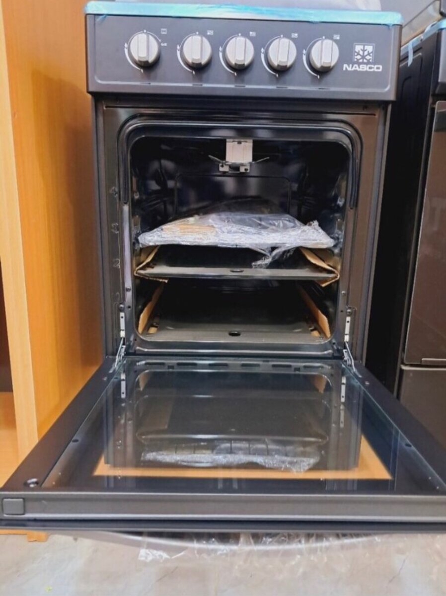 Nasco stove with oven