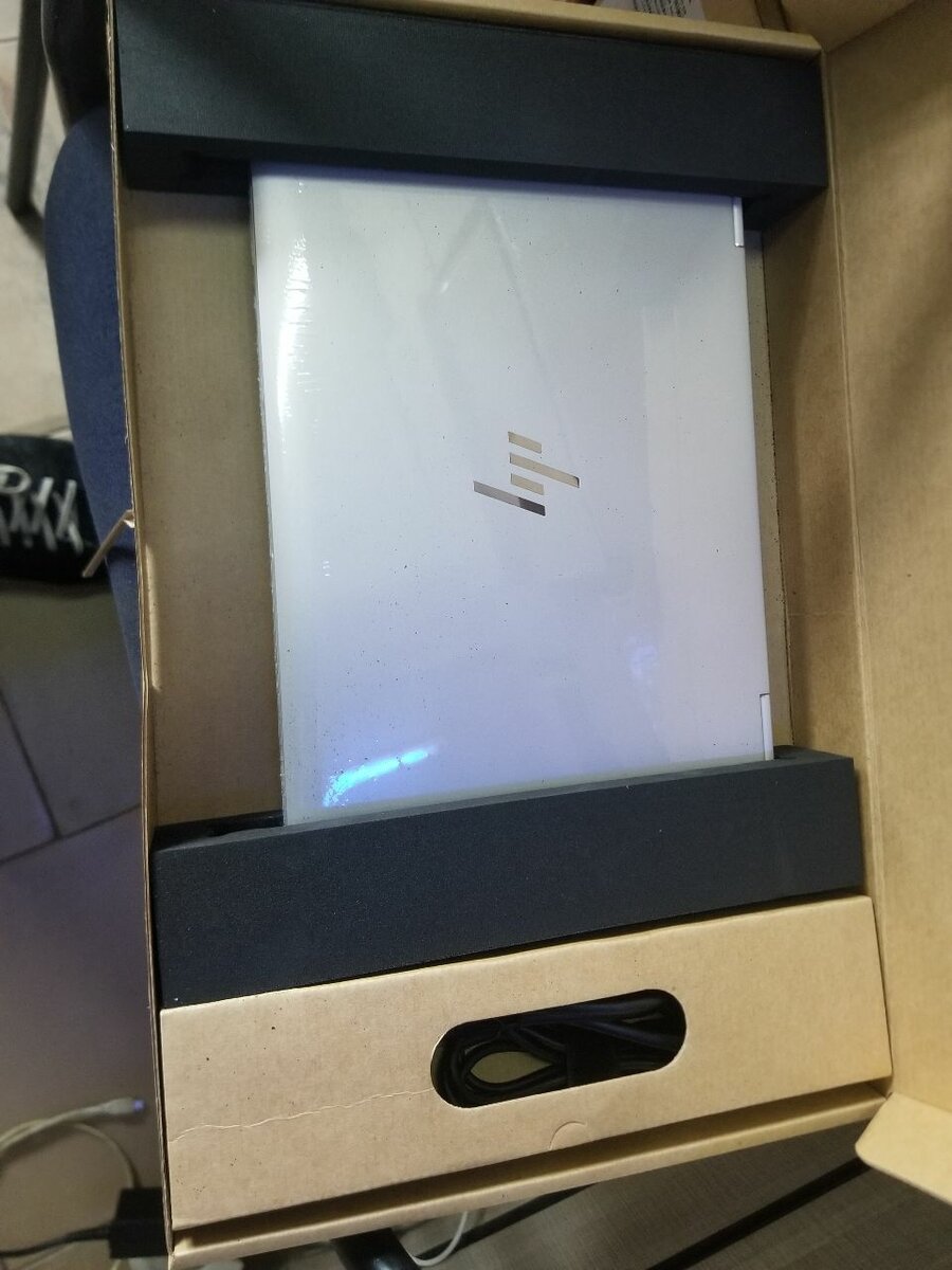 ORDINATEUR HP 1030 X360