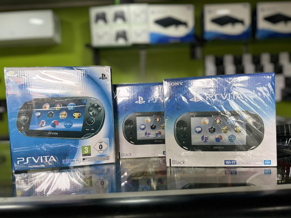 Ps vita Fat/Slim Neuf deja cracker avec 15  jeux