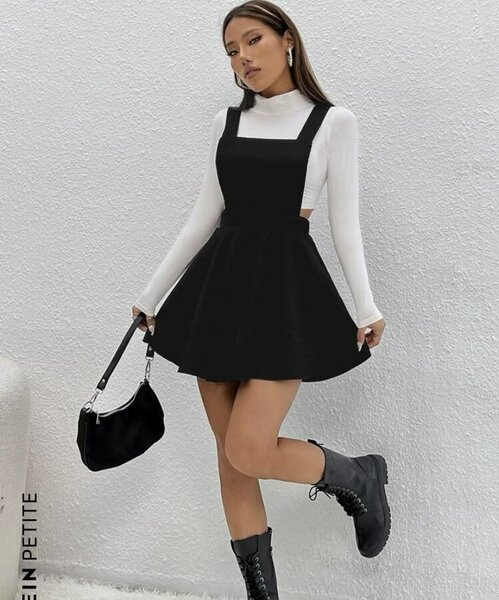 Robe évasée noir élégante