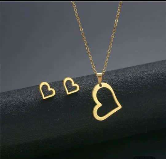 Complet chaine et boucle d'oreille