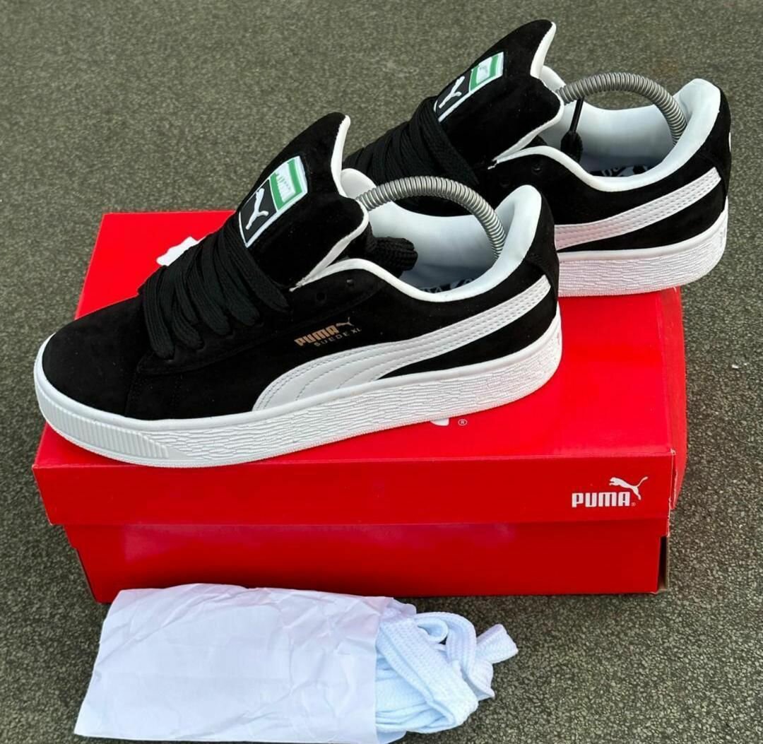 Baskets noires Puma Suede
