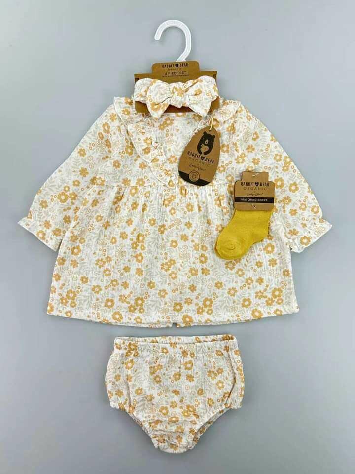 Baby Gril clothes available