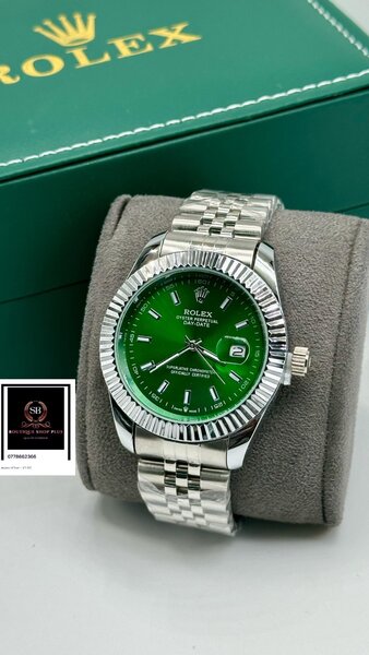Montre rolex avec accessoires