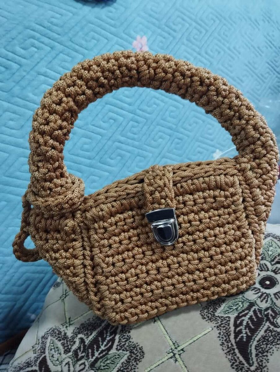 Вязанные сумки и рюкзаки ручной работы!